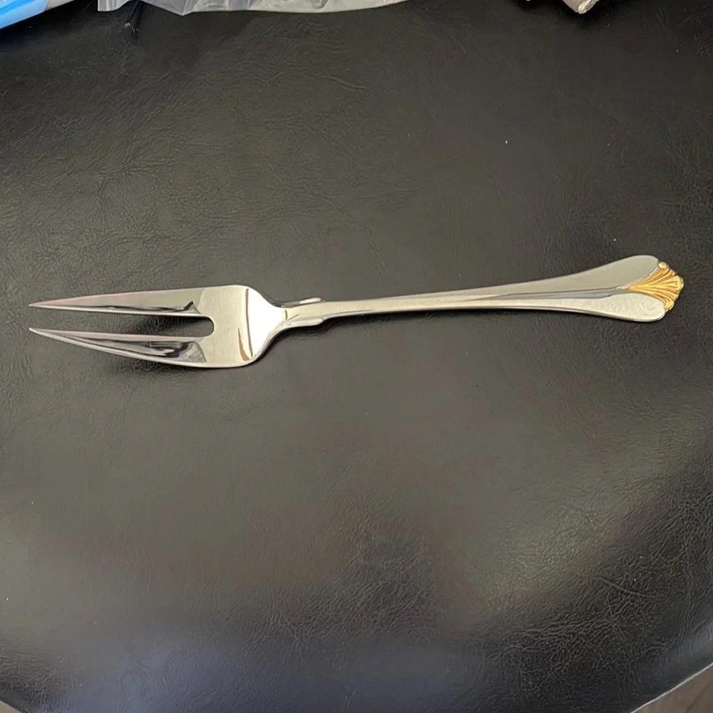 New Yamazaki Cara Gold Accent 2 pronged Cold Meat Serving Fork